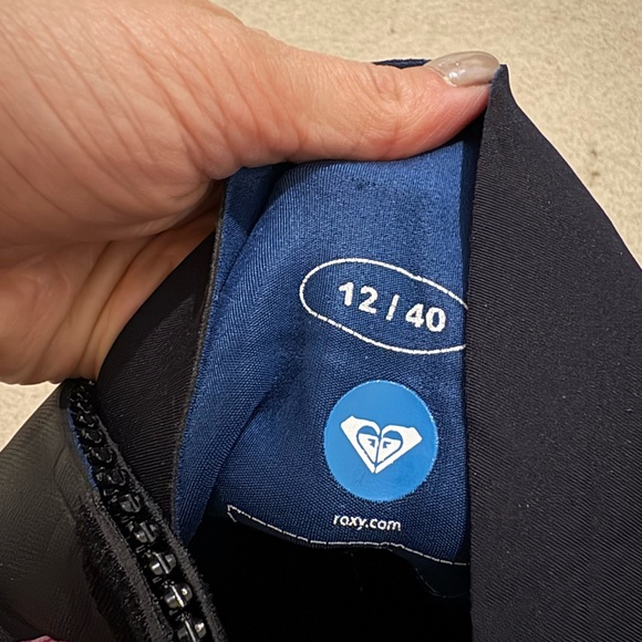 Roxy wet suit - Picture 5 of 6